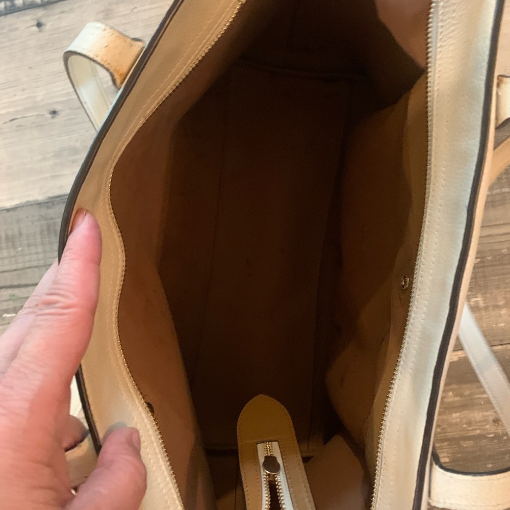 Coach Cream Leather Tote - Picture 4 of 7